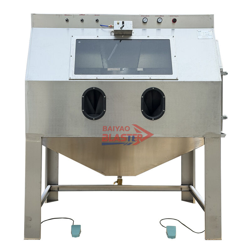 Dégraissage de pièces automobiles par sablage humide (Vapor Blasting) - Cabine de sablage à eau